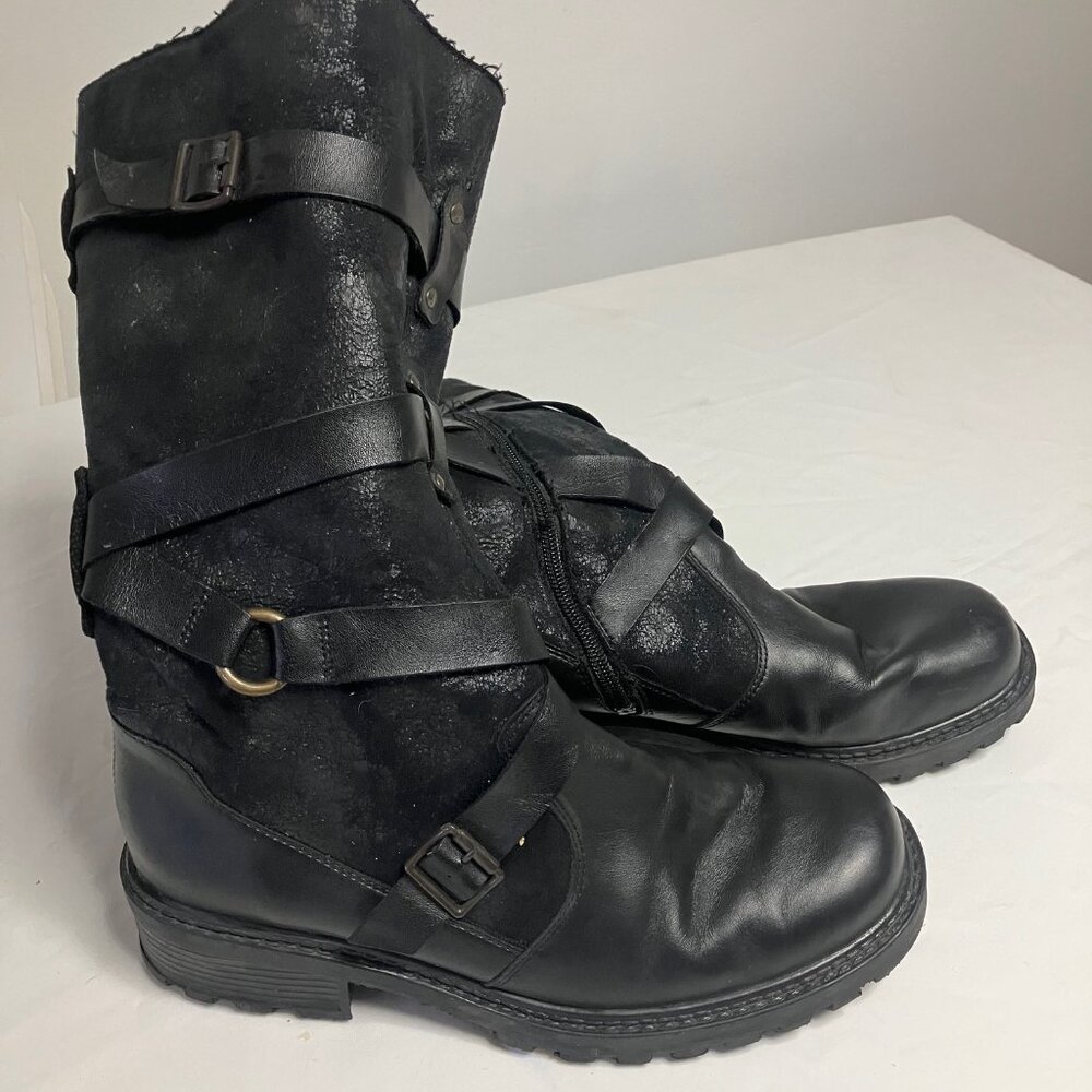 Leather boots